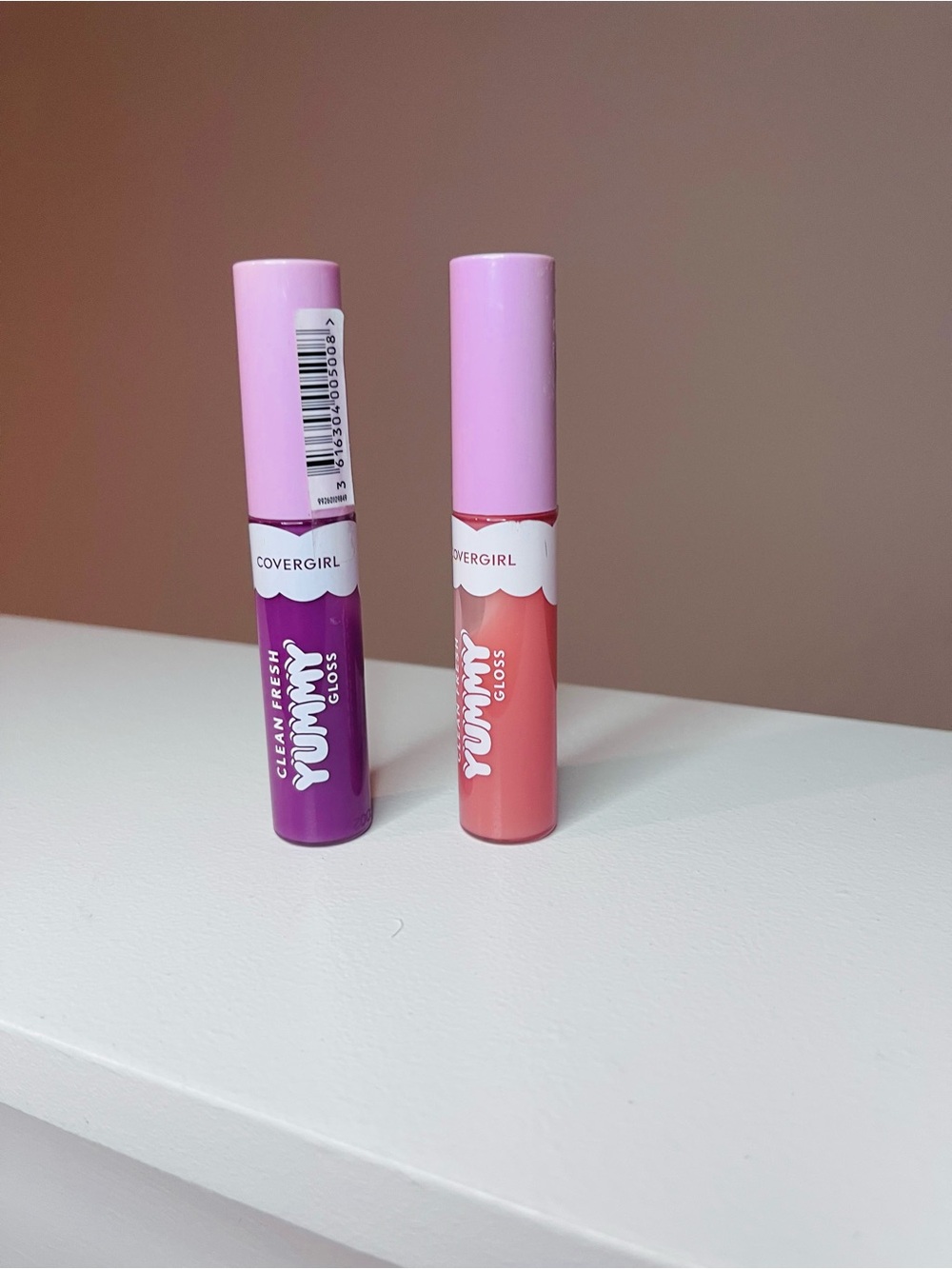 COVERGIRL Yummy Gloss Duo — Purple & Coral Pink